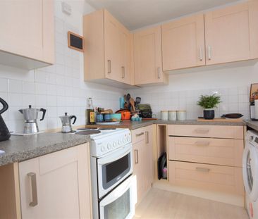 Hanbury Gardens, Highwoods, Colchester, CO4 9TT - Photo 5