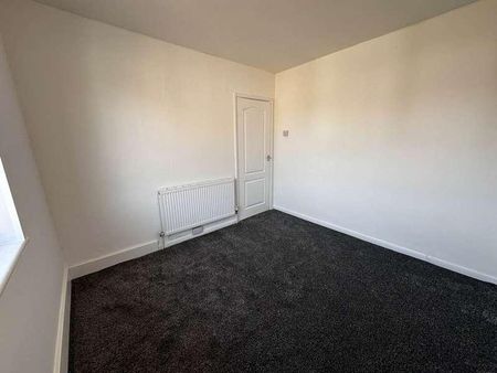 Belton Grove, Grimsby, DN33 - Photo 2