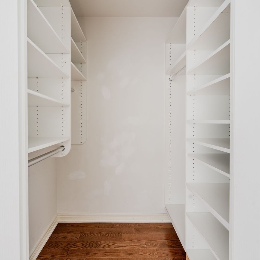 For Lease - 9 Boardwalk Drive Unit# 321, Toronto, Ontario - Photo 1