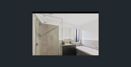 Beautiful double storey house - Photo 4