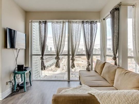 For Lease - 352 Front Street Unit# 1406, Toronto, Ontario - Photo 1