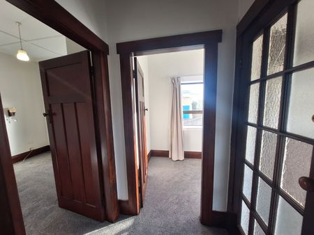 Lovely family home - Photo 5