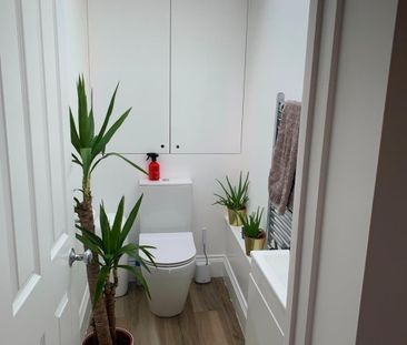 2 Bed Maisonette, Farlton Road, SW18 - Photo 3