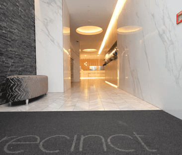 FURNISHED "PARKSIDE" STUDIO APARTMENT - Photo 3