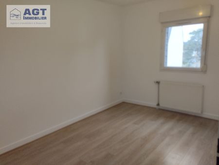 Location Appartement 3 pièces 73m² BEAUVAIS 60000 - Photo 3