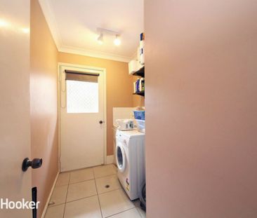 CUL-DE-SAC LOCATION/EASY WALK TO STATION - Photo 1