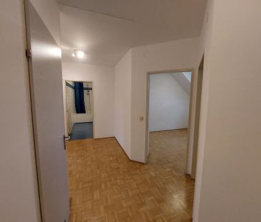 Ideal für eine "WG" - 3- Zimmer Wohnung in der Bischofstraße 3 - Foto 3