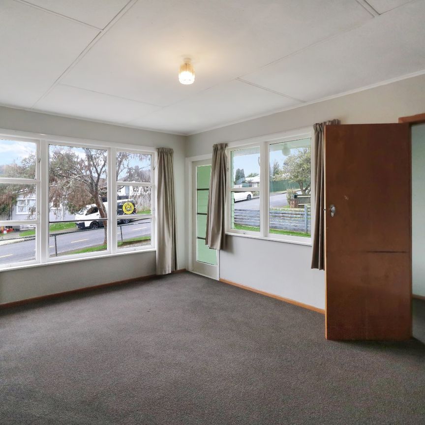 Home in Wainuiomata - Photo 1