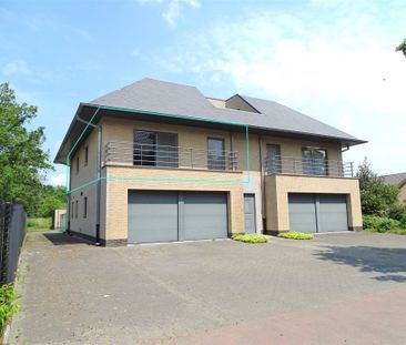 Groot en lichtrijk appartement met 2 slaapkamers, 2 terrassen, ruime kelderberging en garagebox - Foto 6