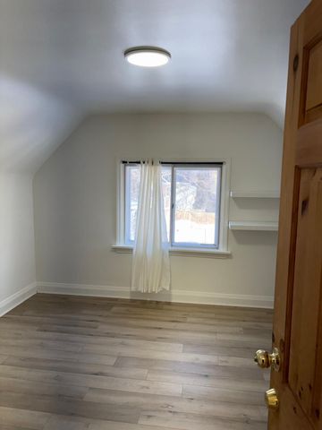 For Lease - 38 Southmead Road Unit# Main, Toronto, Ontario - Photo 2