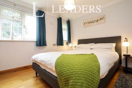 2 bedroom semi-detached house to rent - Photo 3