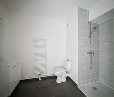 Location Appartement 1 pièce 37m² HAUBOURDIN 59320 - Photo 2