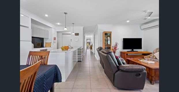 4 bedder Family Home is available for rent - Photo 1