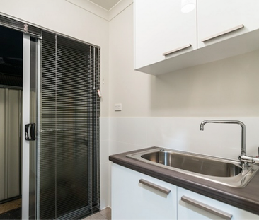 2D Solaia Loop, Woodvale, WA - Photo 1