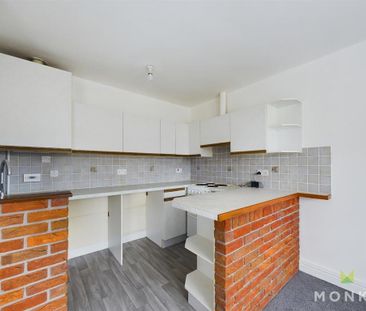2 bedroom terraced bungalow to rent - Photo 2