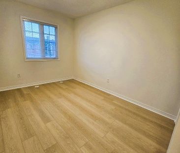 For Lease - 20 Etienne Street Unit# Main, Toronto, Ontario - Photo 3