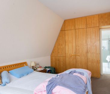 Großzügige Dachgeschosswohnung in zentraler Lage mit Balkon. Obj. 9437 - Photo 5