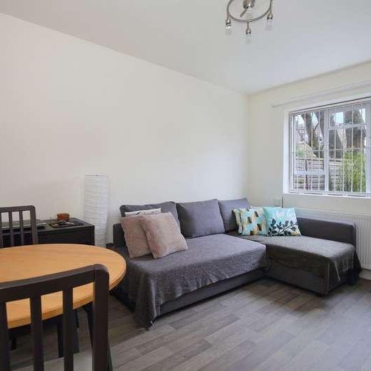 Hamilton Park West, Newbury Lodge Hamilton Park West, N5 - Photo 1