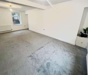 Wood Road, Pontypridd, CF37 - Photo 2