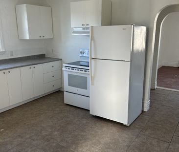 190 Montfort Street - 1 - Photo 3