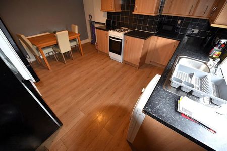 4 bedroom house to rent - Photo 5