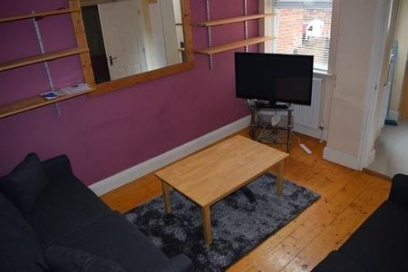 4 bedroom house to rent - Photo 3