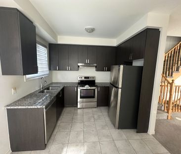 For Lease - 1460 Grand Prairie Path, Oshawa, Ontario - Photo 1