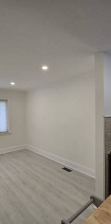 1 bdrm Eglinton & Caledonia - Photo 1