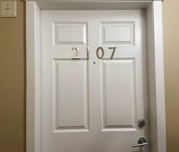 Bright & Air Conditioned 2 Bed Condo In Copperfield | 2 Parking Sta... - Photo 2