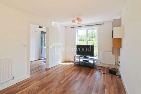 John Haselden Crescent, Repton Park, Ashford, TN23 - Photo 3