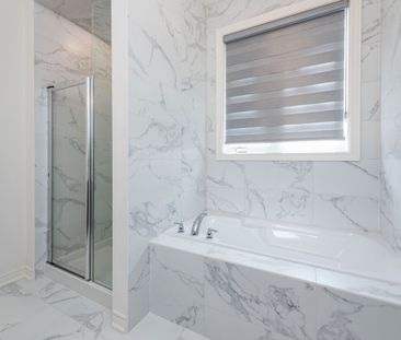 For Lease - 43 Silver Meadow Gardens, Hamilton, Ontario - Photo 6