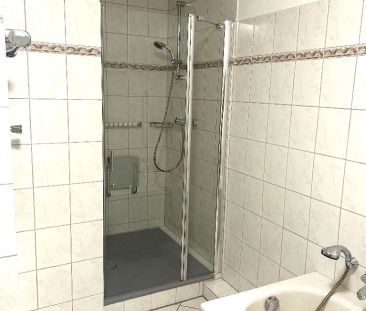 Großzügige 3-Zimmer-Wohnung mit Aufzug und 2 Balkonen in Leverkusen... - Photo 5