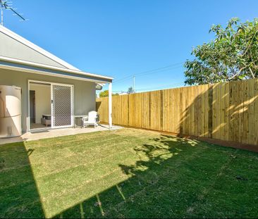 MODERN FULLY FURNISHED STUDIOS – BILLS INCLUDED - Photo 6