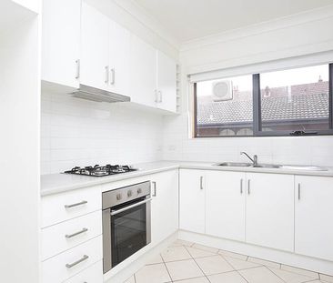 7/1A Irving Avenue, Prahran VIC 3181 - Photo 4