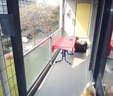 2.5-ZW à 67 m² im 7. OG mit Balkon - Photo 1