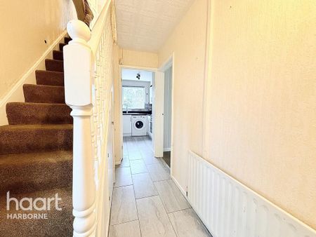 3 bedroom semi-detached house to rent - Photo 4