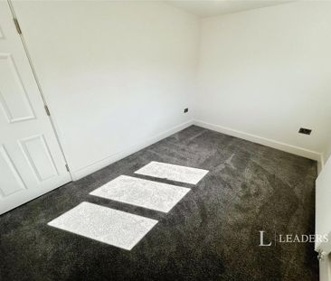 2 bedroom bungalow to rent - Photo 4