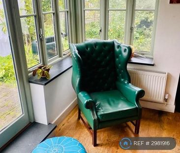 4 bedroom semi-detached house to rent - Photo 1