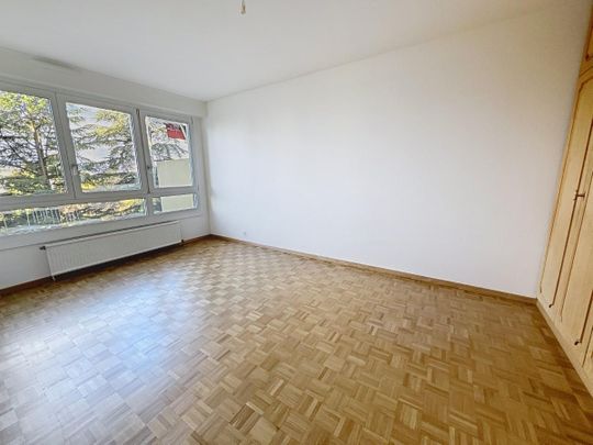 Appartement de 3 pièces au 6ème étage avec en sus un box à CHF 200.- /mois. - Foto 1