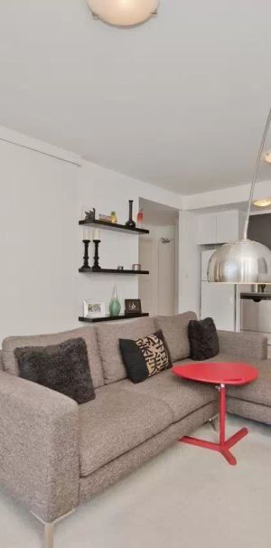 MGM MARTIN – ONE BEDROOM APARTMENT (TO BE FRESHLY PAINTED AND BRAND NEW CARPET TO BE INSTALLED) - Photo 1