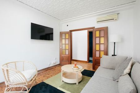 Gran Vía de Fernando el Católico, Valencia, Valencian Community 46008 - Photo 3