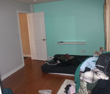 For Lease - 135 Sunny Meadow Boulevard, Brampton, Ontario - Photo 6