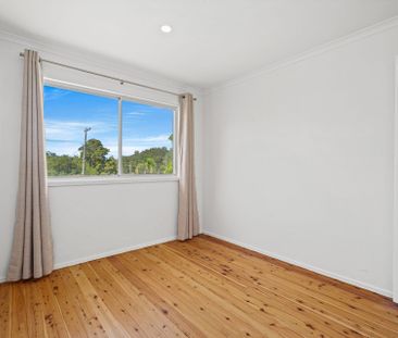 Ideally Located - Photo 3