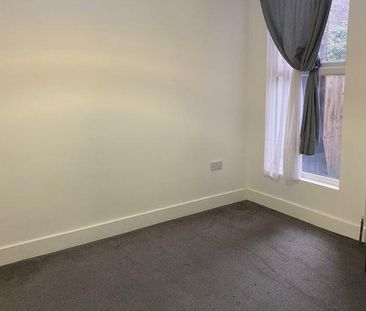 1 bedroom bedsit to rent - Photo 6