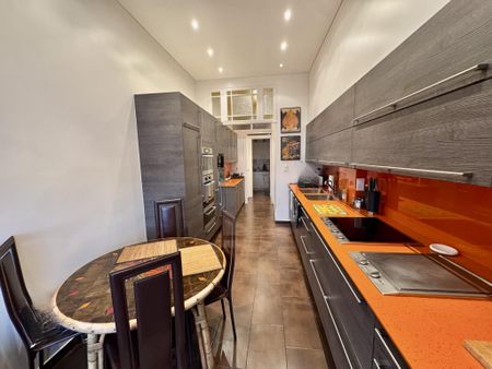 Superbe appartement proche de l'Eglise Russe - Photo 3