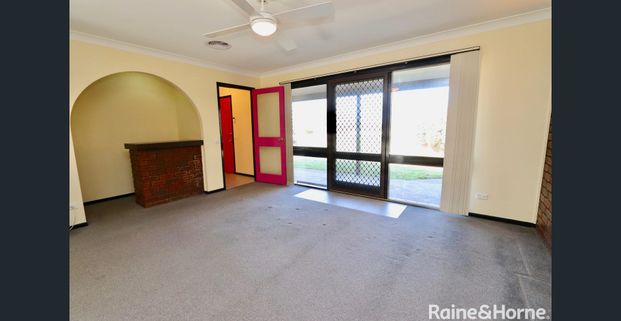 2 Bedroom Home Located in Kelso Available 17.12.2025 - Photo 1