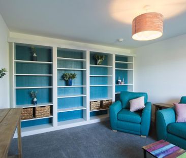 3 bedroom semi-detached house to rent - Photo 2