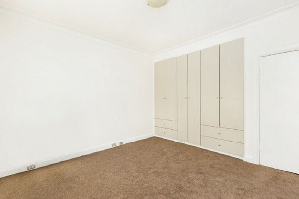 Modern Three Bedroom Apartment &ast;&ast; Available 21&sol;12&sol;2024&ast;&ast; - Photo 1