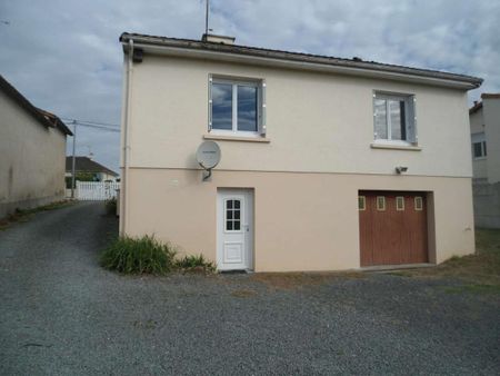 Location Maison 4 pièces 93m² CHASSENEUIL DU POITOU 86360 - Photo 5