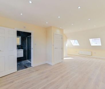 4 bedroom flat to rent - Photo 5